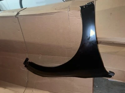 Subaru Legacy 2.5i Premium 2016 2,5 L guardabarros lateral del pasajero Foto 1 de 2