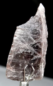 36 CARATS NATURAL AXINITE CRYSTALS CLUSTER   FROM PAKISTAN, (Kt-29), - Picture 1 of 8