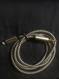 AUX Cord iPhone Apple MFi Certified Lightning to 3.5mm Headphone Jack Adapter - Photo 1 sur 7