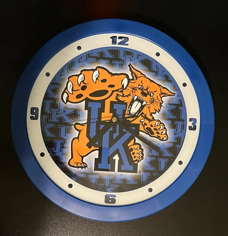 University Of Kentucky 14 In X 14 In L Round Classic Logo Wildcat UK Wall Clock Cover