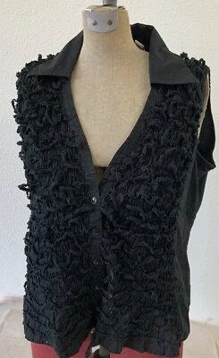 Ravel 女式大码荷叶边珍珠纽扣棉混纺背心 — 第 1/4 张图片