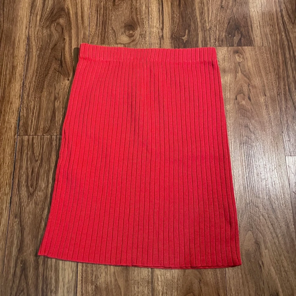 Falda lápiz acanalada de algodón Moda International para mujer talla mediana roja Foto 1 de 4