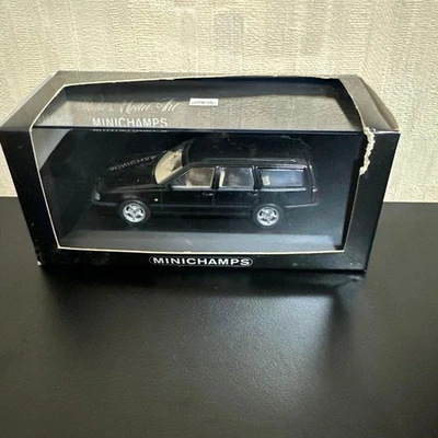Minichamps Volvo 850 Break 1996 Black 1/43 Scale Model Car - Image 1 of 4