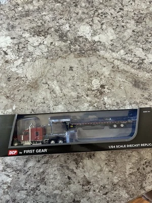 1/64 Black/Red Kenworth W900L Landoll 440B-50CA Traveling Axle Trailer 60-2034 - Image 1 of 4