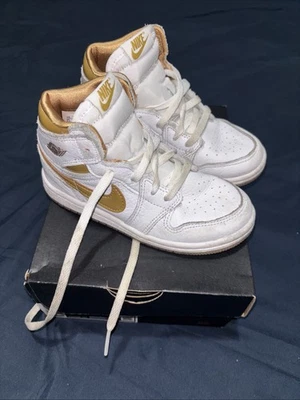 Jordan 1 Retros High Og Td Talla 10c Oro Blanco Foto 1 de 4