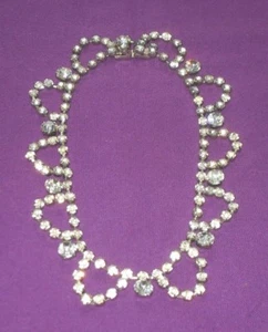 GORGEOUS ART DECO INSPIRED 1940s FACET CUT CLEAR CRYSTAL GLASS CHOKER NECKLACE - Picture 1 of 6