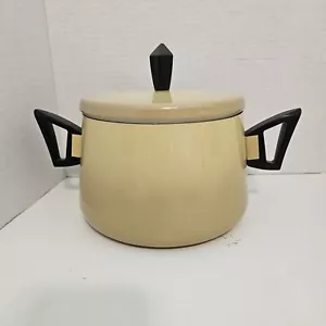 Aluminum Enamelware Pot Modern Atomic Kitchen Decor Harvest Gold Kitchen Decor - Picture 1 of 11