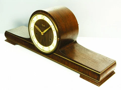 PURE ART DECO  CHIMING MANTEL CLOCK FROM KIENZLE  BLACK FOREST WITH PENDULUM Cover