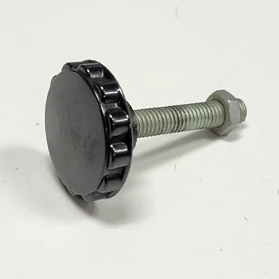 Pieza perilla inferior OEM DE COLECCIÓN Ajusto Equipment Co Taburete elevador ajustable Asiento de silla Foto 1 de 4