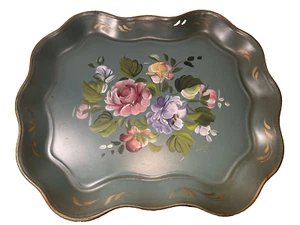 Green TOLE TRAY Signed “Van” Heavy Metal Floral Design Scalloped Edge Sticker - Picture 1 of 9