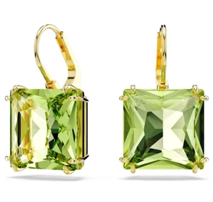 SWAROVSKI Millenia drop earrings, Square cut, Green, Gold-tone plated - Picture 1 of 19