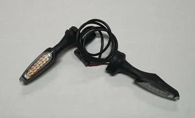 Juego de indicadores LED dinámicos Ducati 899 1199 1299 V2 V4 Panigale SFV4 96680961BA Foto 1 de 4
