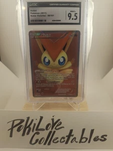 Victini Full Art 98/101 CGC 9.5 Noble Victories Holo (2011) Pop 1 CGC - Foto 1 di 4