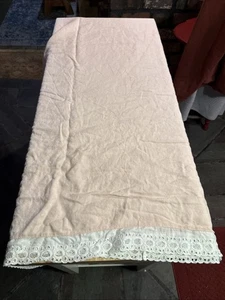 Vintage Tischdecke Rosa Spitzeneinfassung - Bild 1 von 4