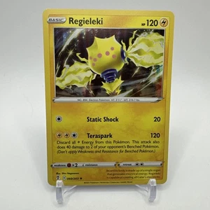 Regieleki 060/203 Pokemon Sword & Shield 2021 Evolving Skies Unlimited Holo NM - Picture 1 of 3