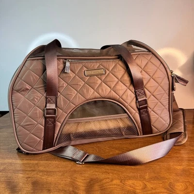 Bolsa de viaje Joan & David 20" acolchada con diamantes de nailon para mascotas con cúpula  Foto 1 de 4