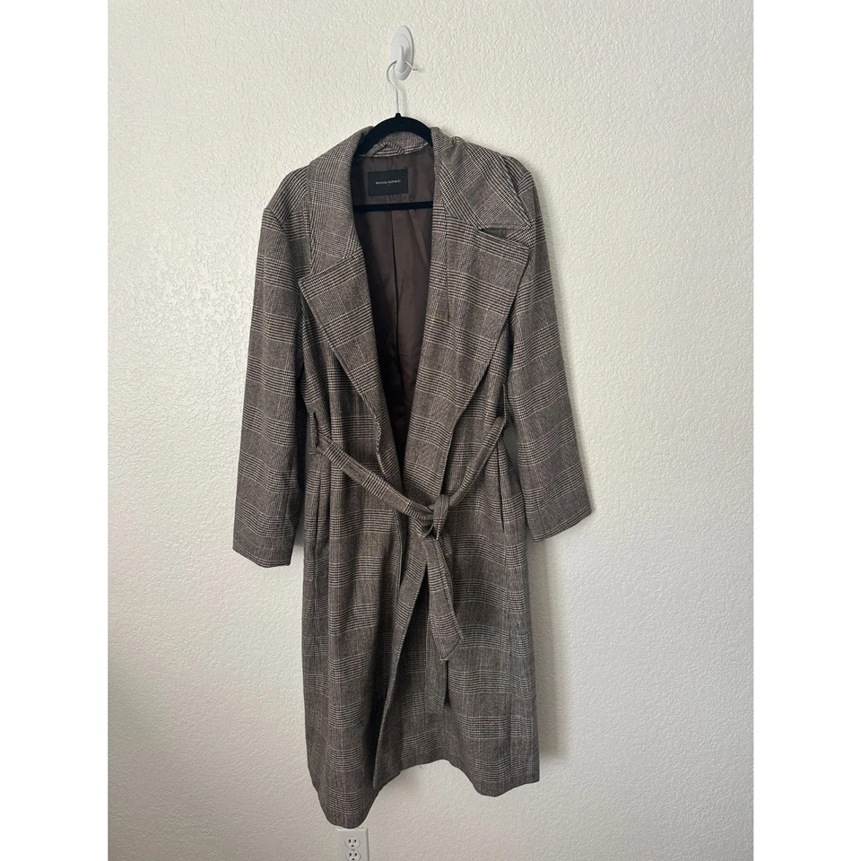 Trench coat Banana Republic marrom Houndstooth envoltório cinto bolsos GG - Imagem 1 de 4