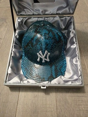 New Era Yankees 59Fifty Real Snakeskin Hat w/ Case 7 5/8" over $1K - Image 1 of 4