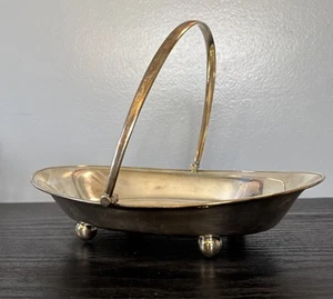 Antique Henderson Coat bridge 343 Silver Server With Foldable Handel - Picture 1 of 10