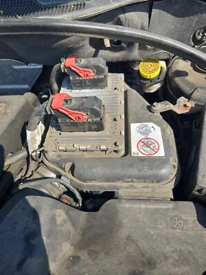 Used Air Cleaner Assembly fits: 2014 Jeep Patriot  Grade A - Image 1 of 4