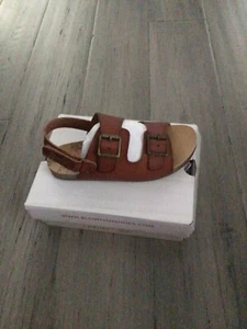 girls size 12 toddler sandles New - Picture 1 of 3