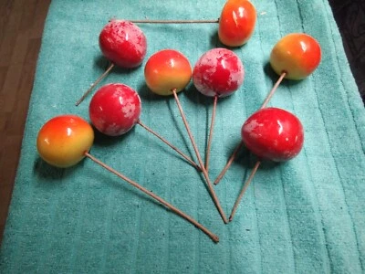 KONVOLUT ALT PAPPMACHEE ÄPFEL WEINACHSTEN DEKO - Bild 1 von 2