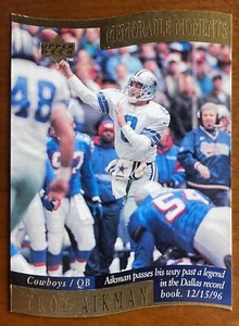 Inserto fustellato Upper Deck calcio momenti memorabili 1997 TROY AIKMAN #8 HOF - Foto 1 di 2