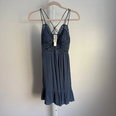 ROSA Victoria's Secret Delicado Slip Azul Crochet Encaje Correa de Espagueti Mini S Nuevo con Etiquetas Foto 1 de 4