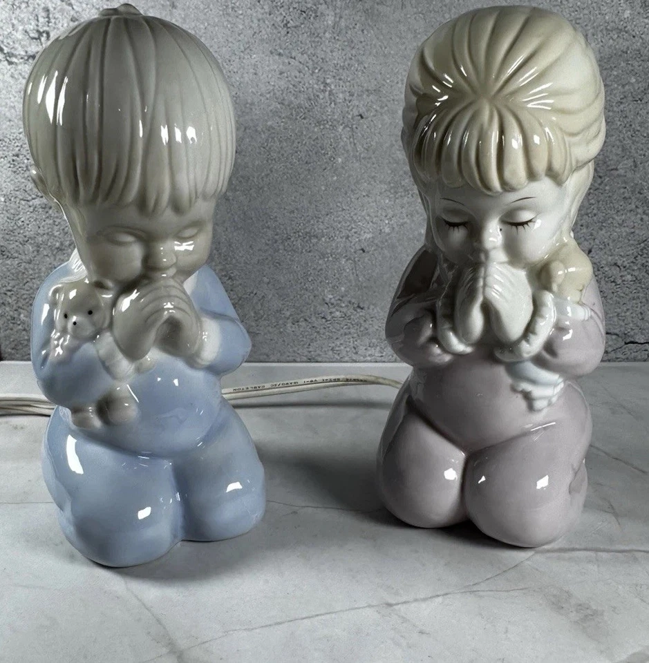Luces de noche de noche MCM Enesco vintage azul niño rosa niña rezando Foto 1 de 3