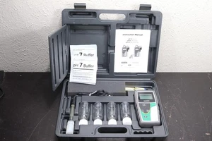 Oakton Eutech Instruments 54X409903, pH 5+, Range 0.00 - 14.00 pH, Oakton Eutech - Picture 1 of 10