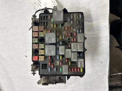 Motor de caja de fusibles compatible con 03-07 HUMMER H2 2024103 Foto 1 de 4