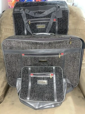 juego equipaje vintage Oscar De La Renta Foto 1 de 4