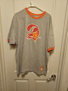 Tampa Bay Buccaneers Bruce Mens T-Shirt XXLARGE Gray Orange Mike Alstott #40