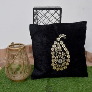 Par de fundas de almohada de terciopelo negro hechas a mano - decoración bordada cachemira dorada - Imagen 1 de 2