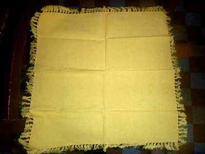 anciennes serviettes de table à franges jaunes neuves - Photo 1/2