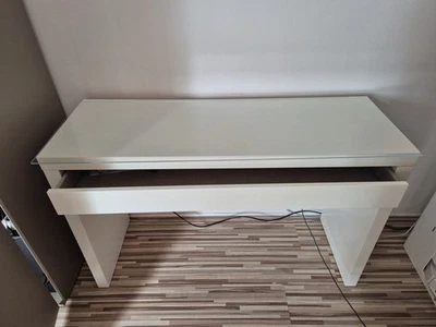 Ikea Malm Frisiertisch/Schminktisch  weiß, 120x41cm - Bild 1 von 4