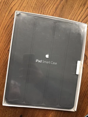 Genuine Apple MD454ZM/A Smart Case for iPad 2 / 3 / 4 Original Box - Image 1 of 4