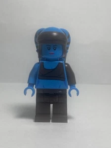 LEGO® Star Wars Aayla Secura 75182 Minifigure - Picture 1 of 4