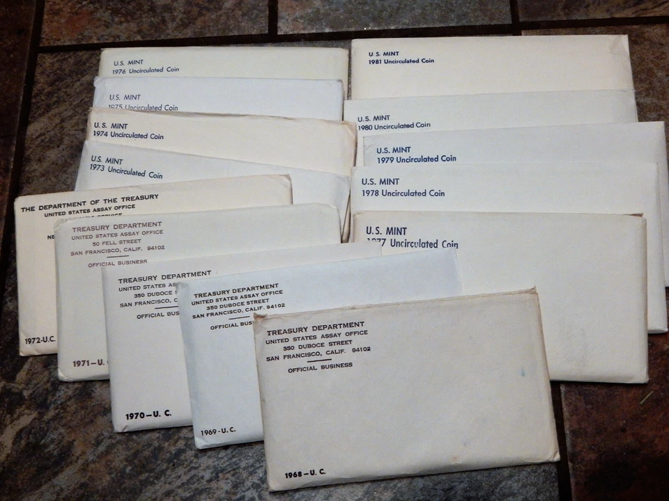 1968 thru 1981 Official U.S. MINT SET COLLECTION OF 14 SETS IN ORIGINAL HOLDERS - Image 1 of 1