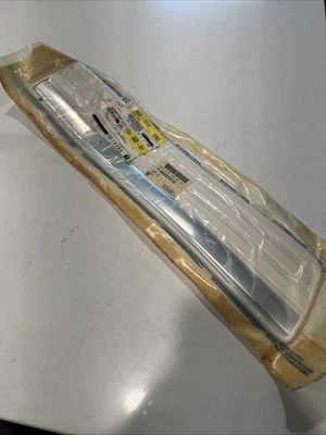 Nuevo GM 88937512 1999-2002 Silverado 1500 diestro caja lateral moldura dañada Foto 1 de 4