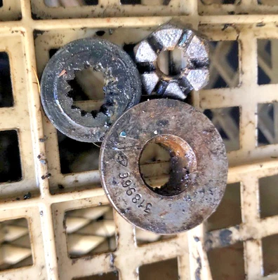 Johnson Evinrude Thrust Washer, prop nut 318966 Fits 1974-1988 9.9 & 15 HP - Image 1 of 2