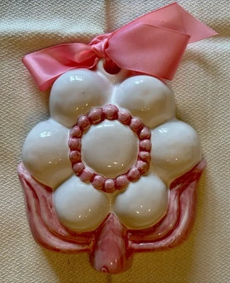 THUN NATALE FORMELLA FIORE BIANCO ROSA scatola garanzia fuori produzione - Immagine 1 di 4