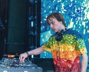 Liquid Stranger signed EDM dance dubstep music 8x10 photo EXACT PROOF #3 - Picture 1 of 5