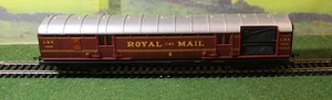 HORNBY LMS ROYAL MAIL COACH SELF OPERATING DOOR VERY GOOD USED CONDITION 20250 - Picture 1 of 4