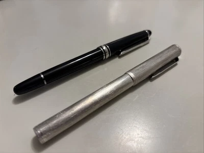 Bolígrafo Dunhil & Montblanc  Foto 1 de 4