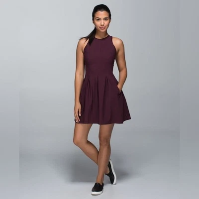 Mini Vestido Lululemon Athletica Púrpura Profundo Foto 1 de 4