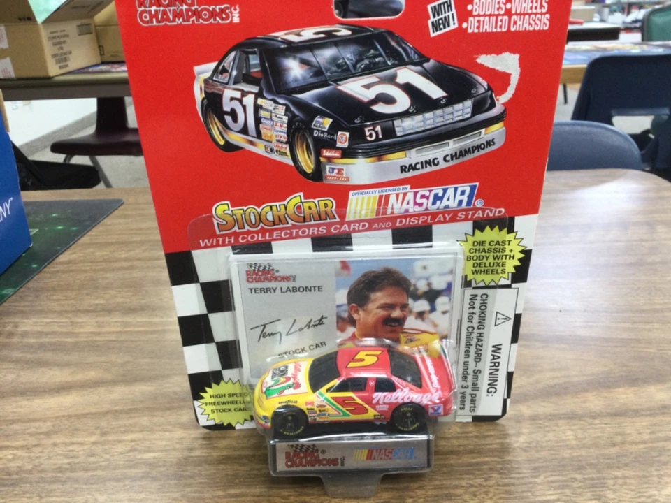 1995 Racing Champions Terry Labonte #5 Kellogg's Corn Flakes 1:64 diecast Foto 1 de 1