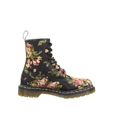 Dr. Martens 