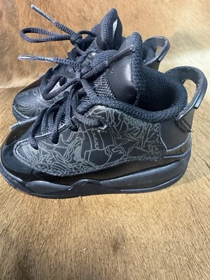 Nike Jordan VI 6 Blanco/Negro Caimán Medio Top Tenis Niño Pequeño Talla 6c Foto 1 de 4