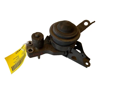 Toyota Prius C 2015 hatchback 1,5 L motor marco soporte de montaje Foto 1 de 4